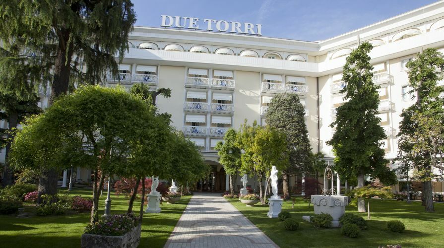 Hotel Due Torri Abano Terme Exterior foto